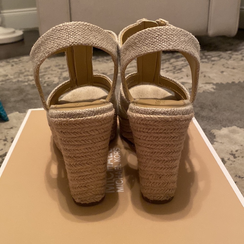 Michael Kors Berkeley wedge - Picture 3 of 7